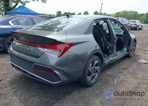 2025 Hyundai Elantra Sel Sport from USA, damaged, VIN KMHLM4DG8SU874703